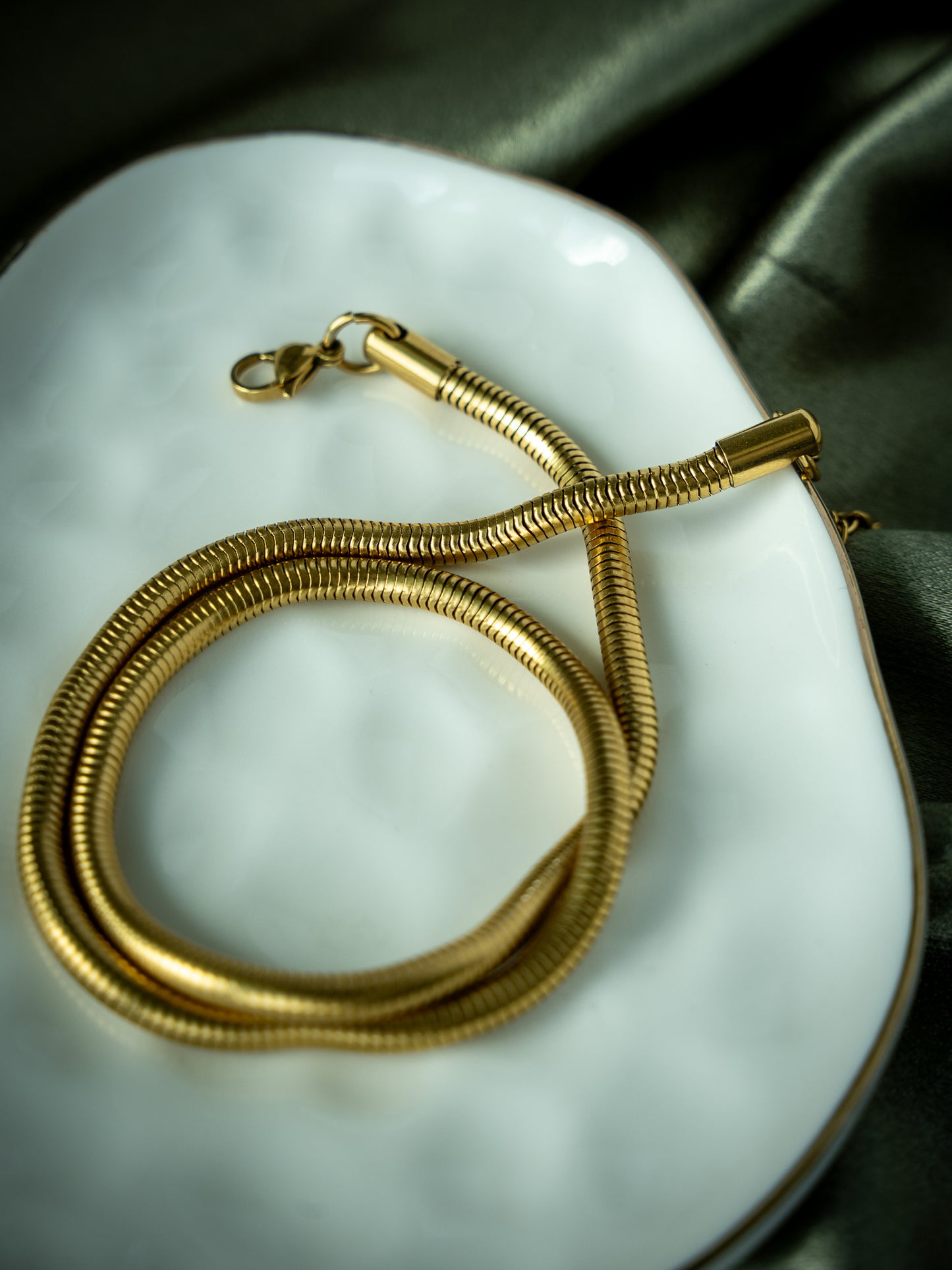 Valora Necklace