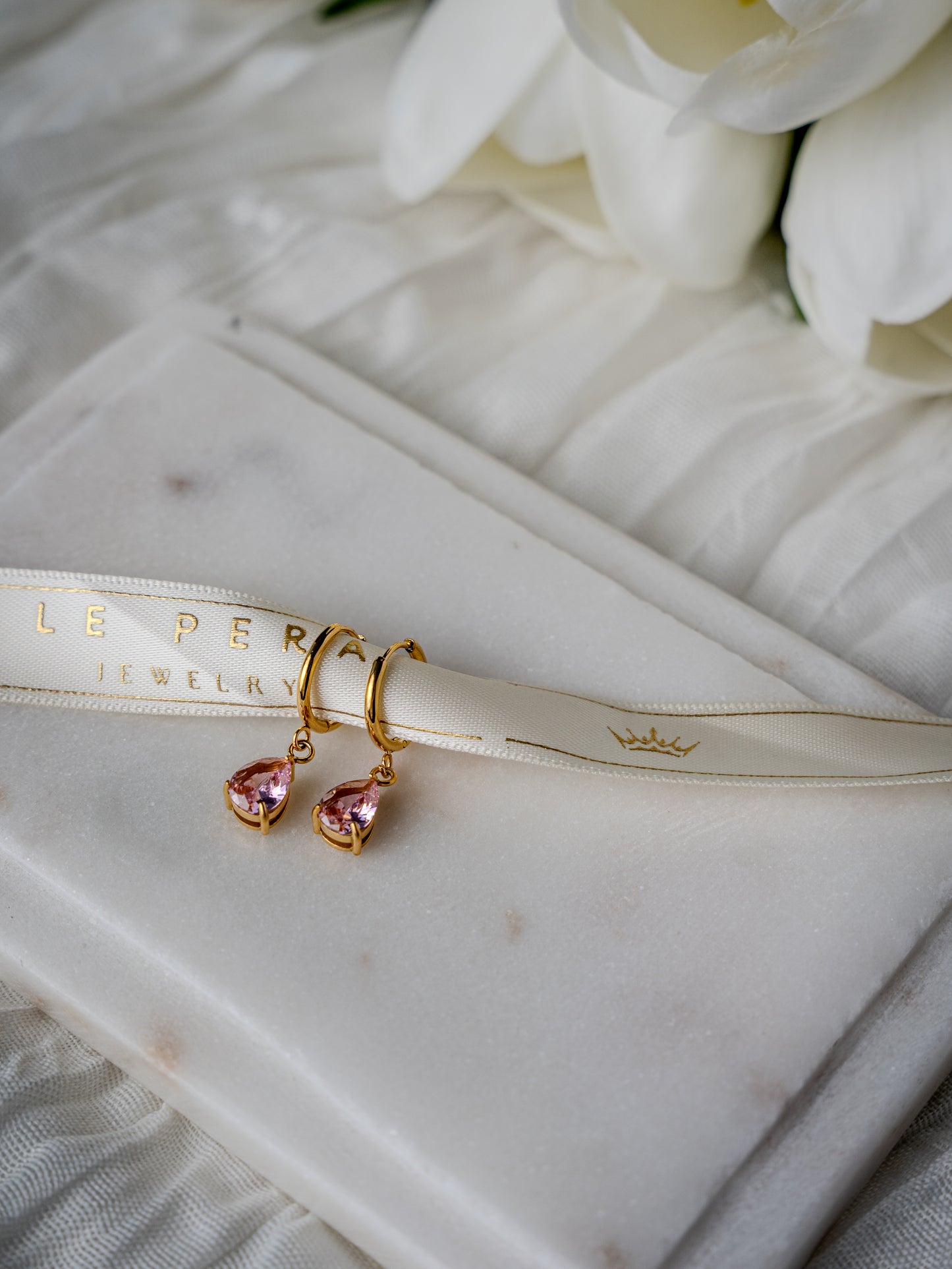 Dravie Earrings Pink