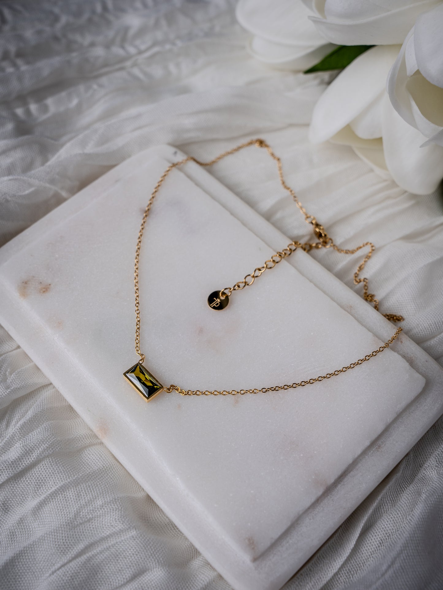 Panea Necklace Green