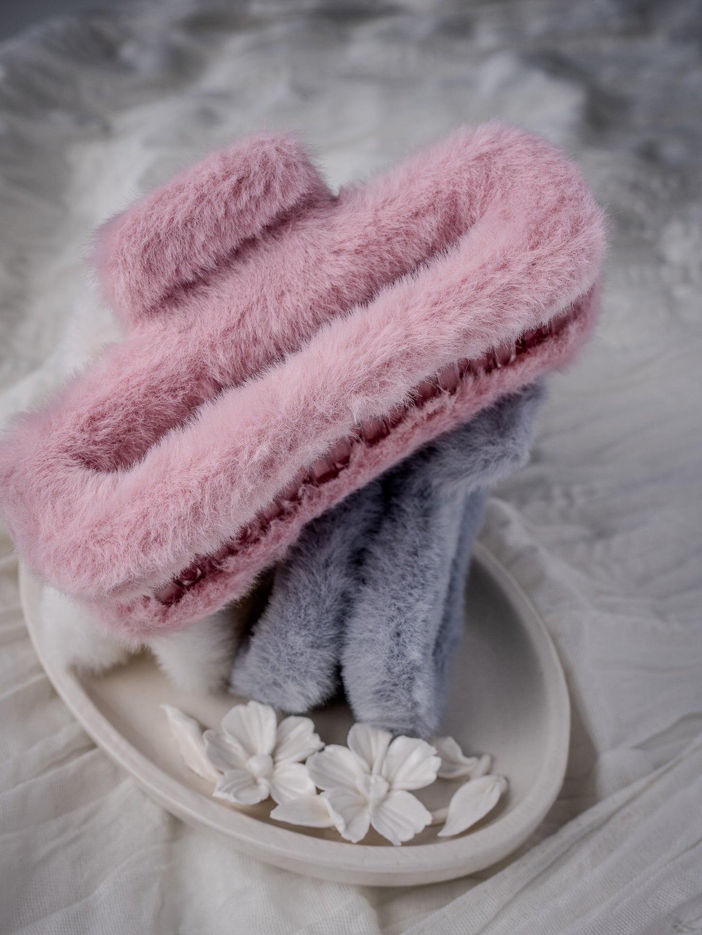 Big Fluffy Claws Pink