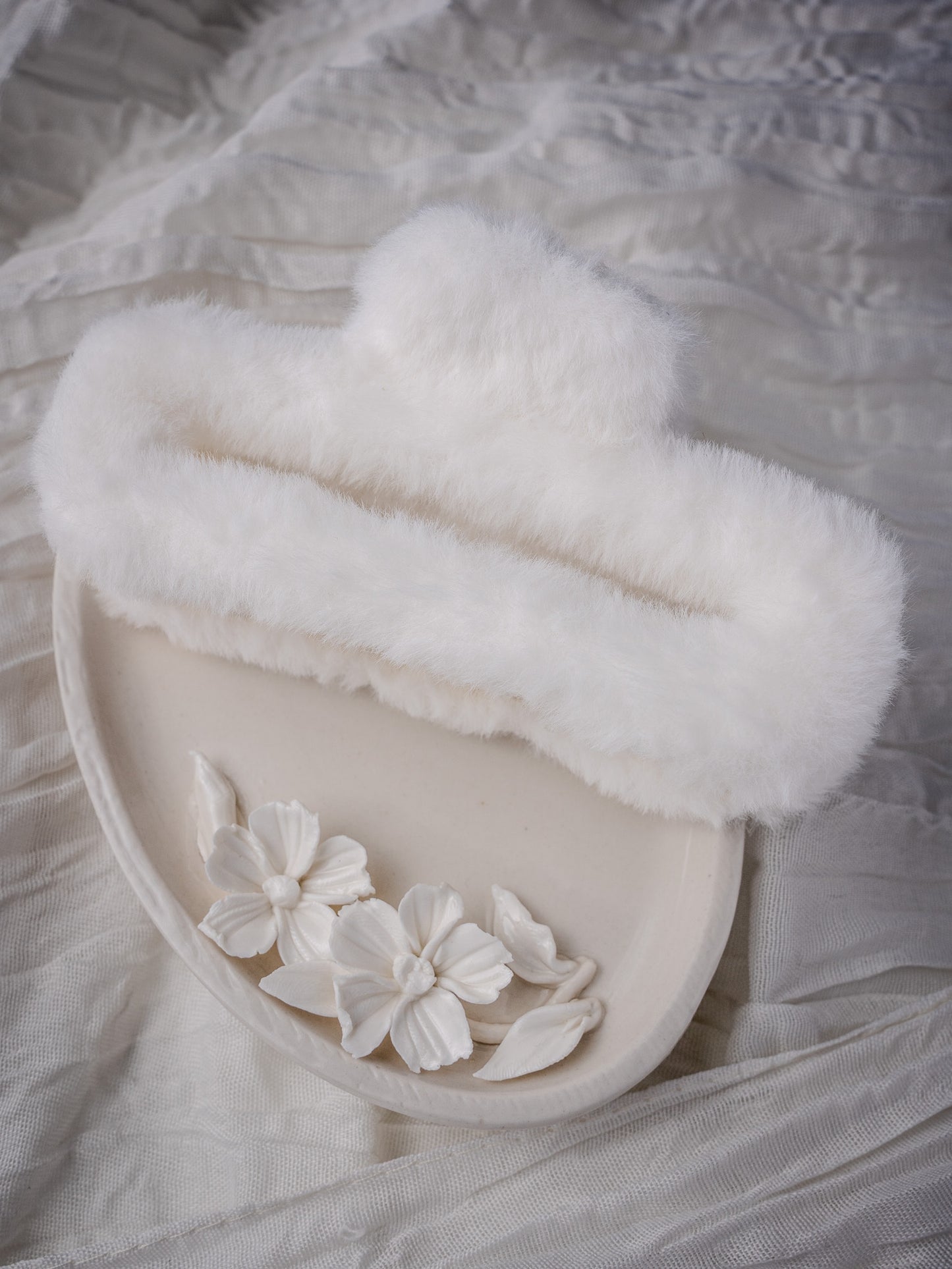 Big Fluffy Claws White