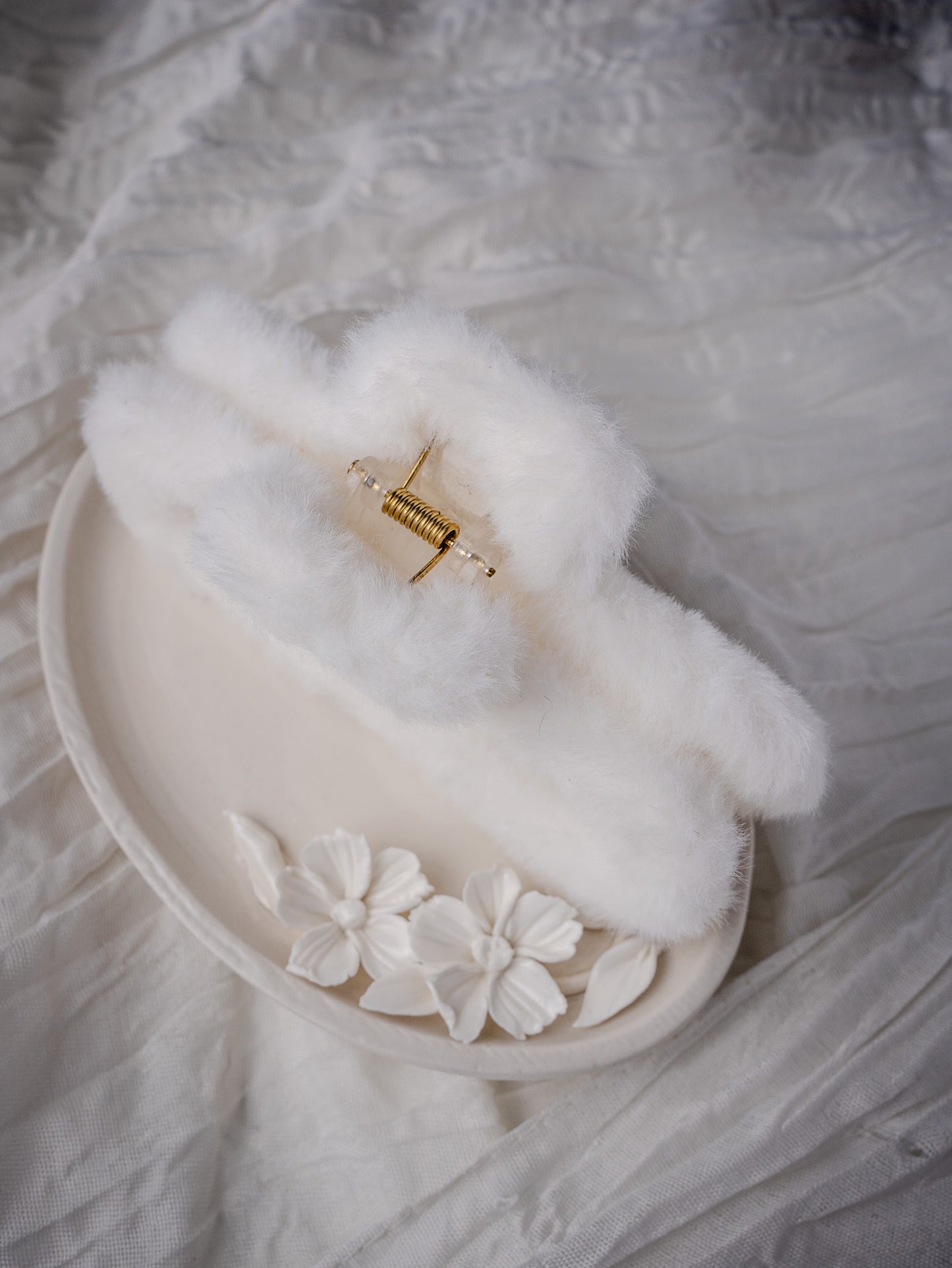 Big Fluffy Claws White