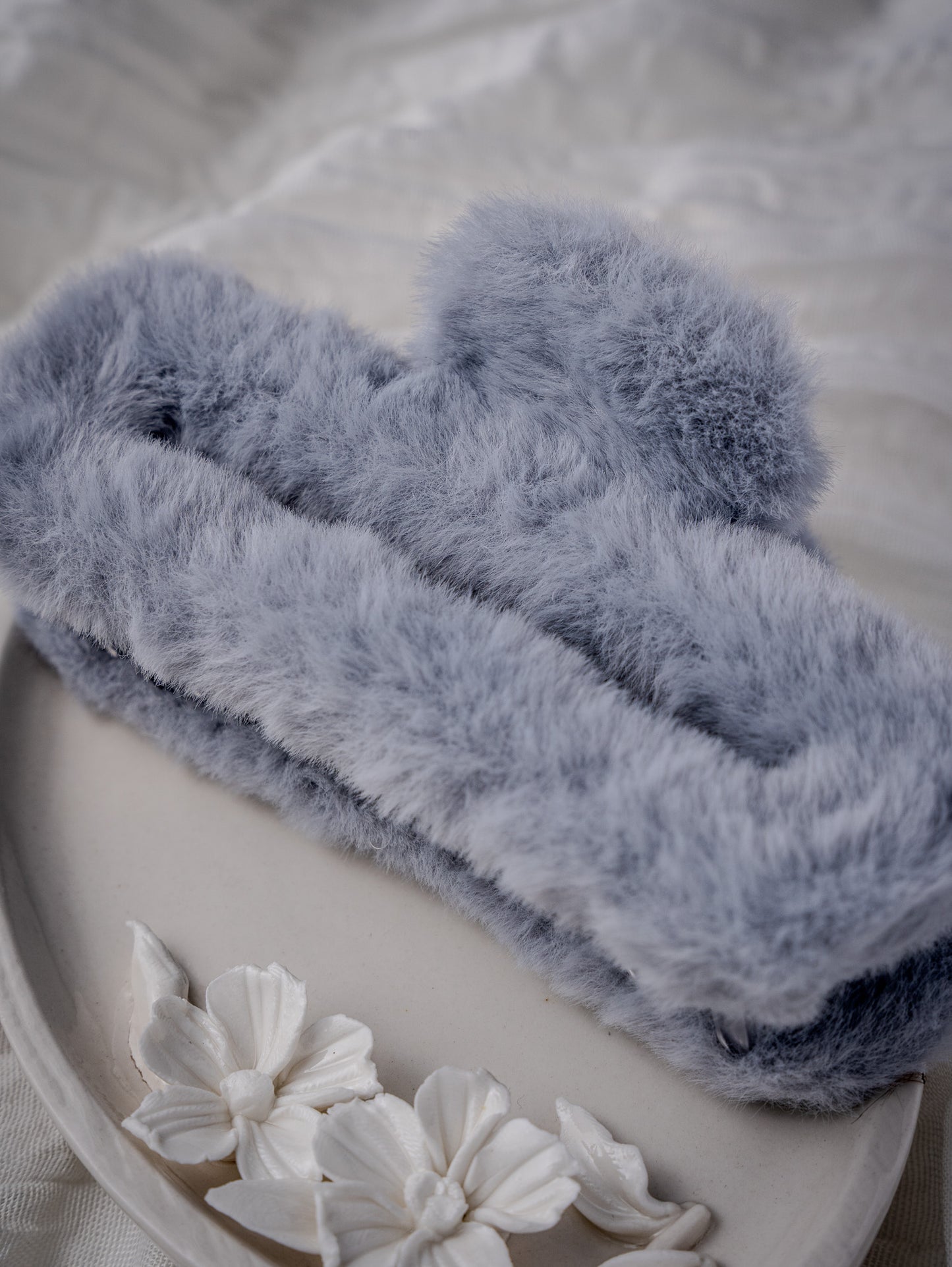 Big Fluffy Claws Blue