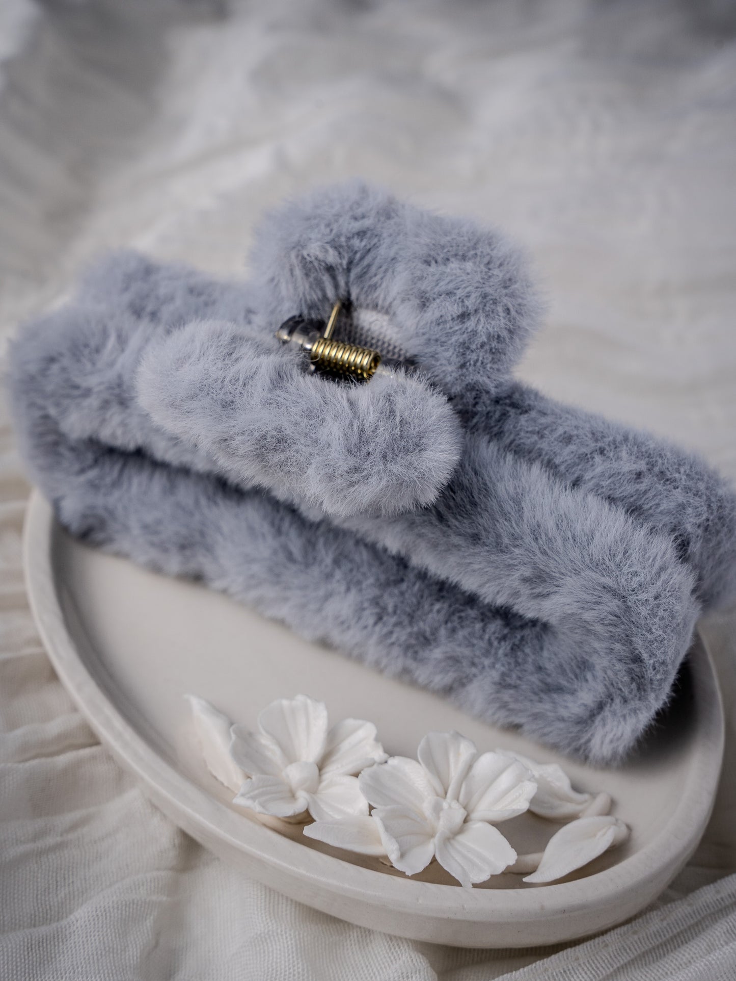 Big Fluffy Claws Blue