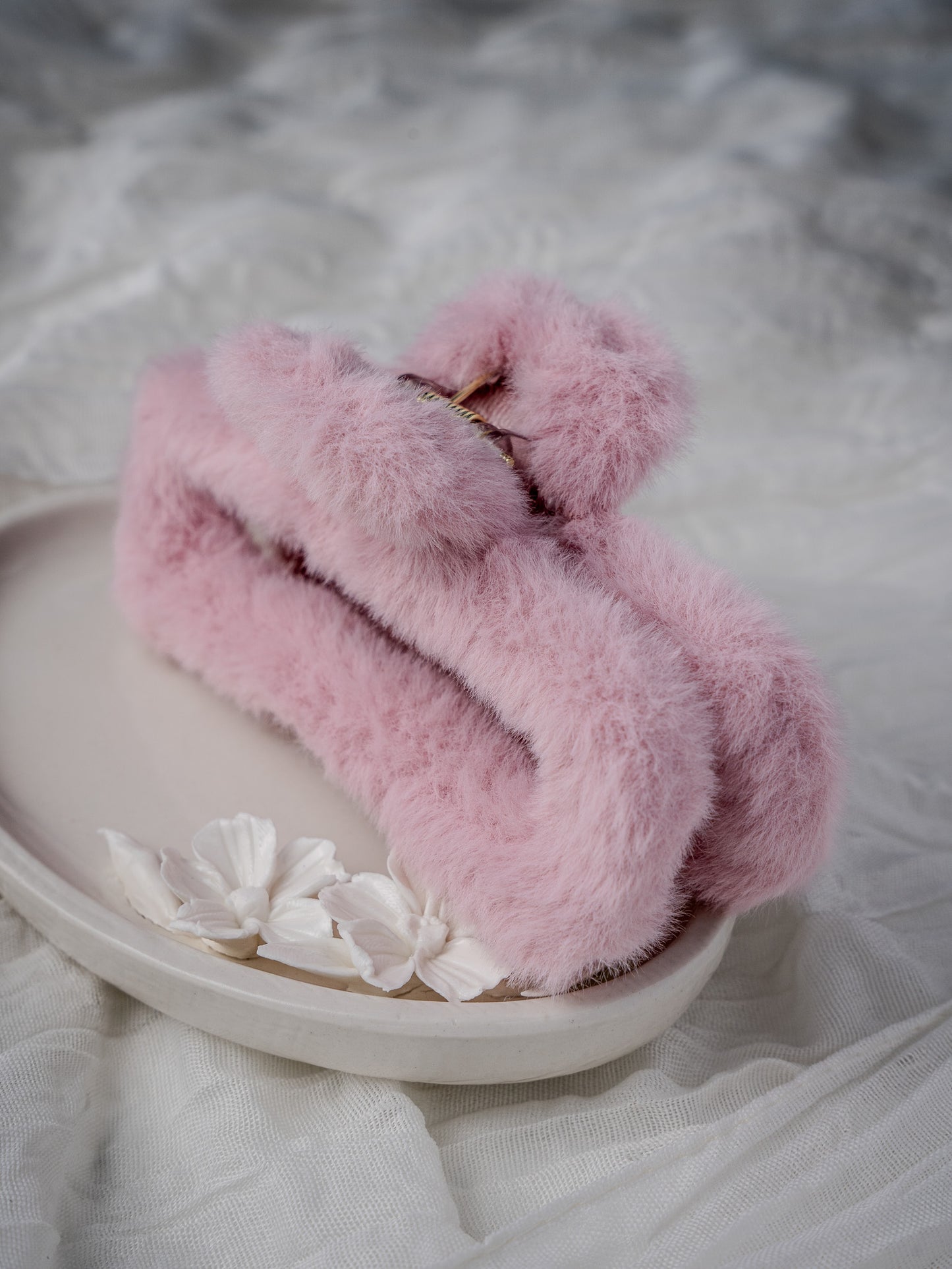 Big Fluffy Claws Pink