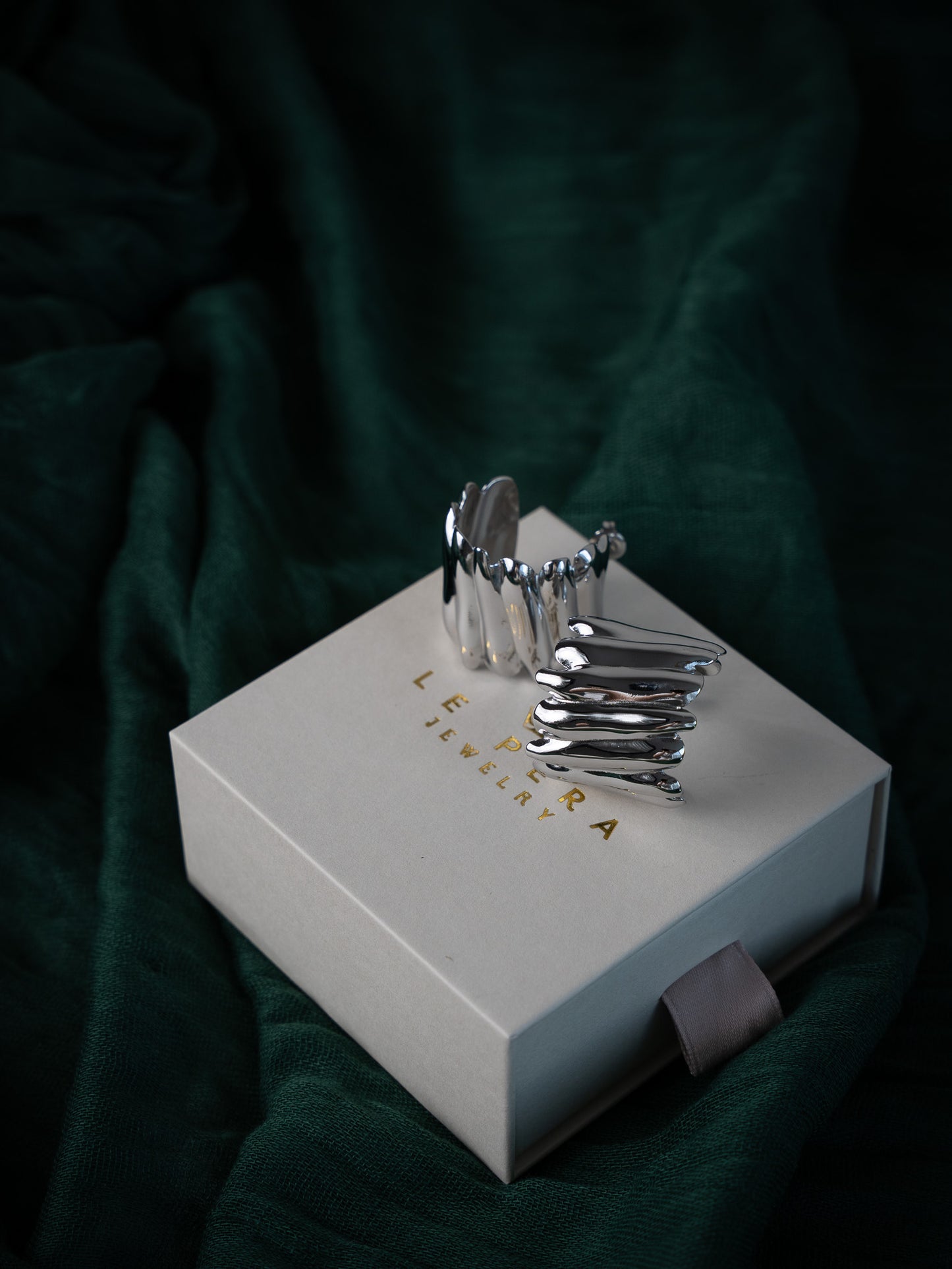 Artemis Earrings S