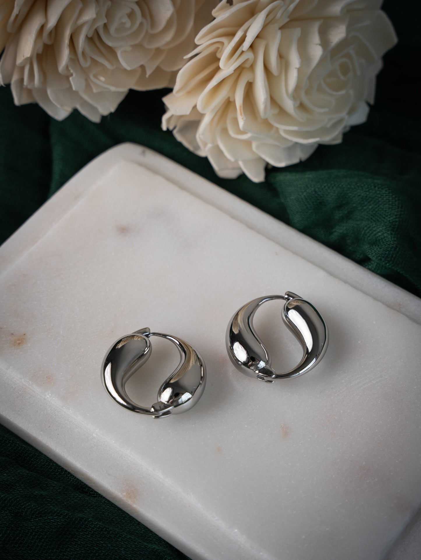 Lunava Earrings