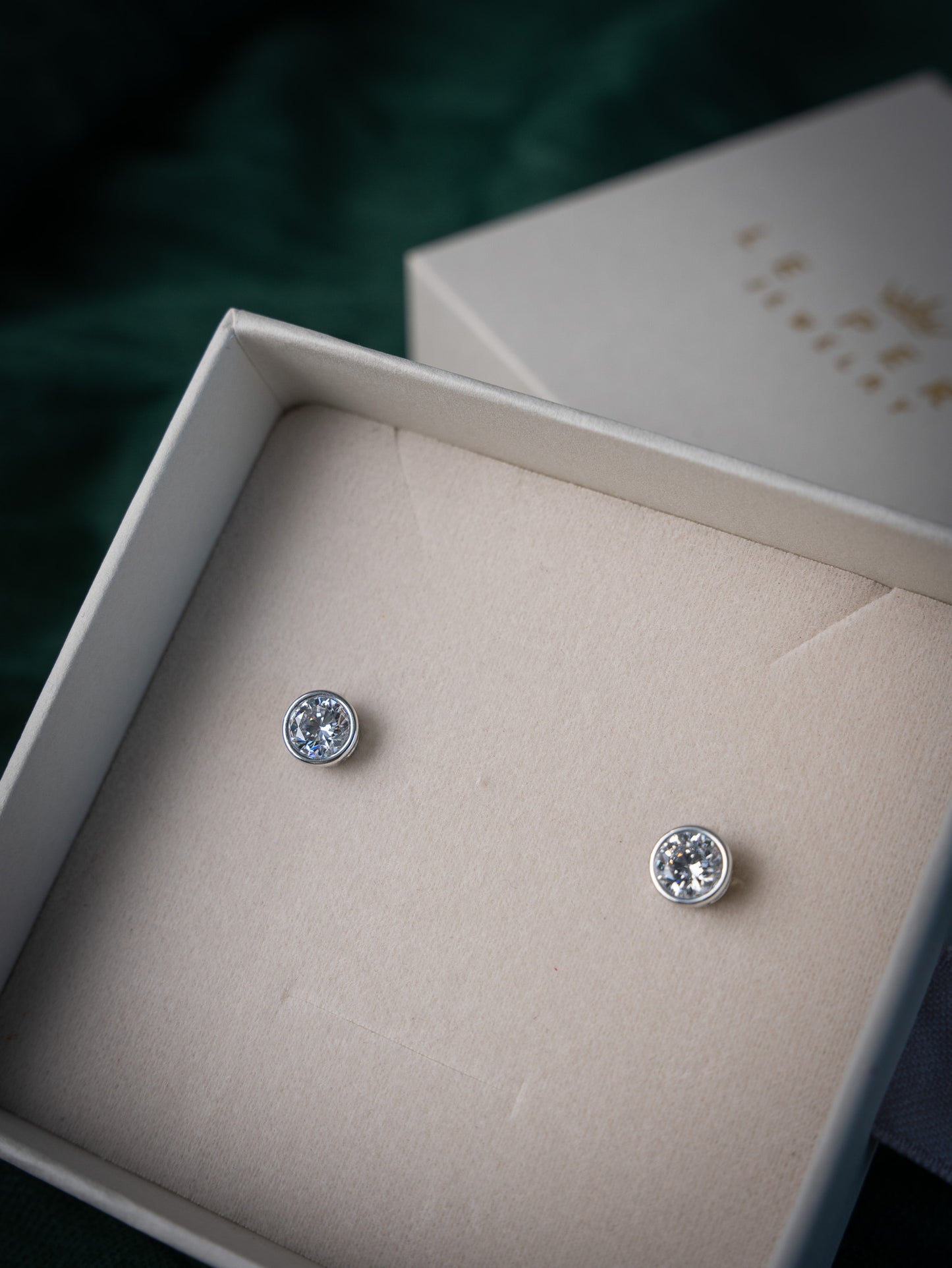 Nuvia Earrings S
