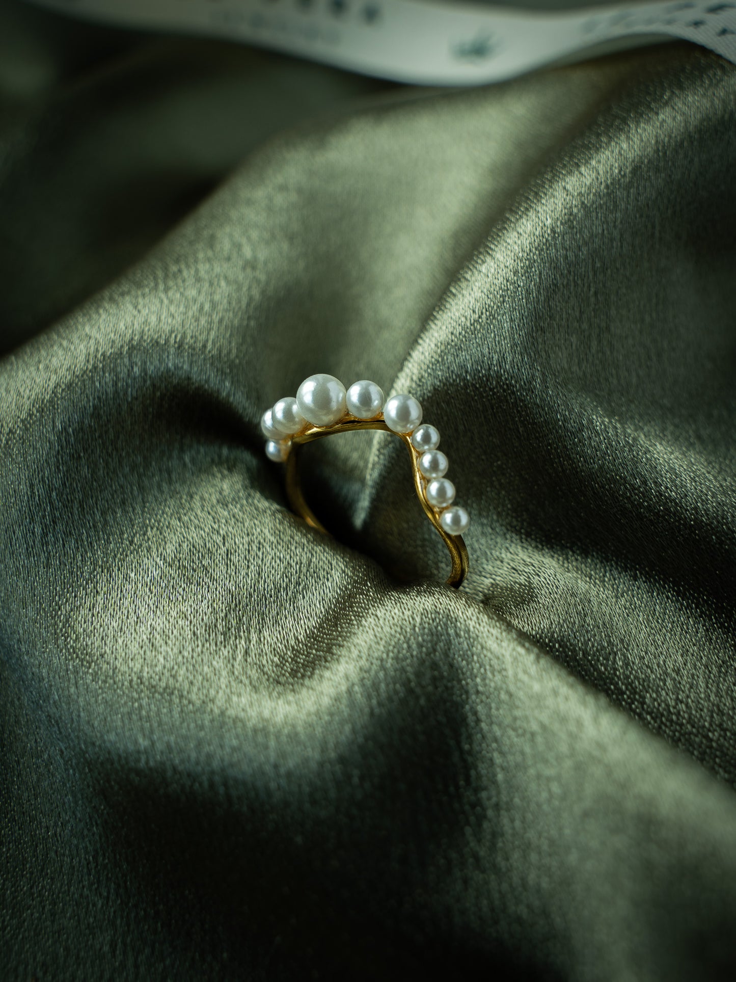 Divine Ring