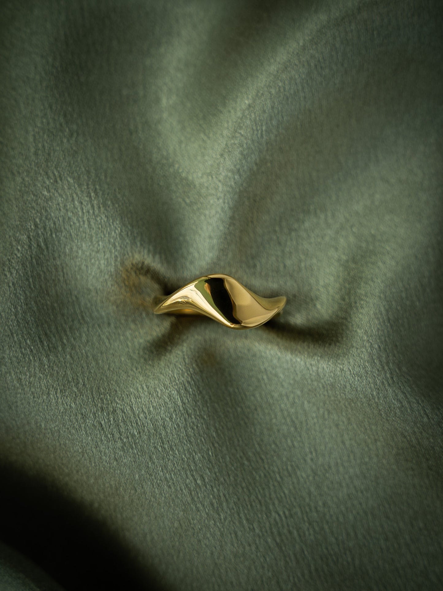 Amara Ring