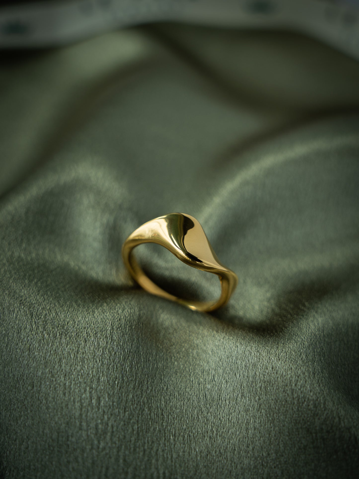 Amara Ring