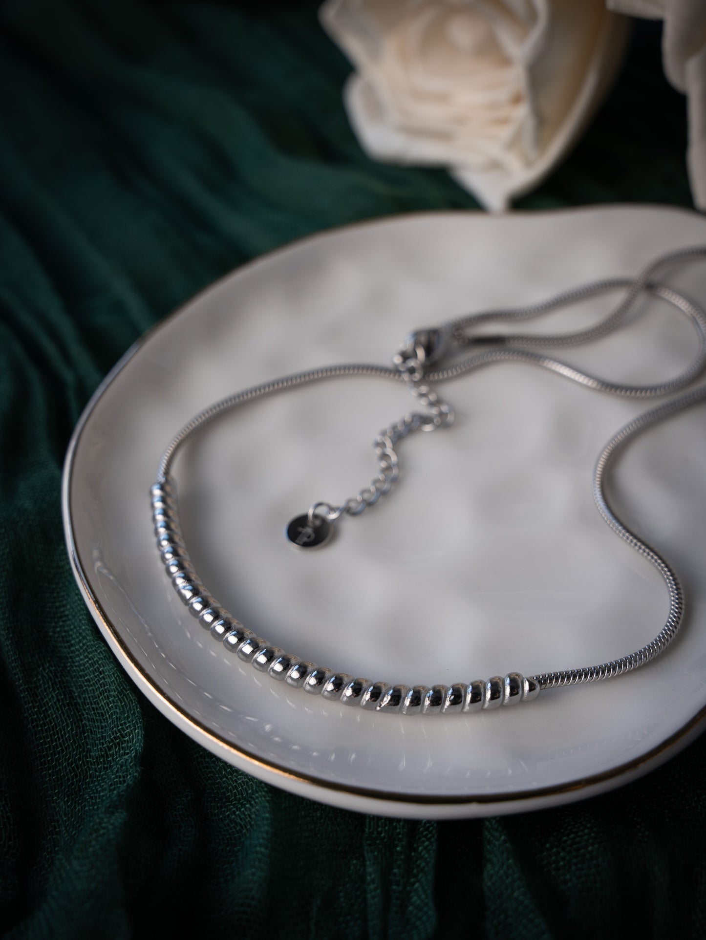 Veyra Necklace