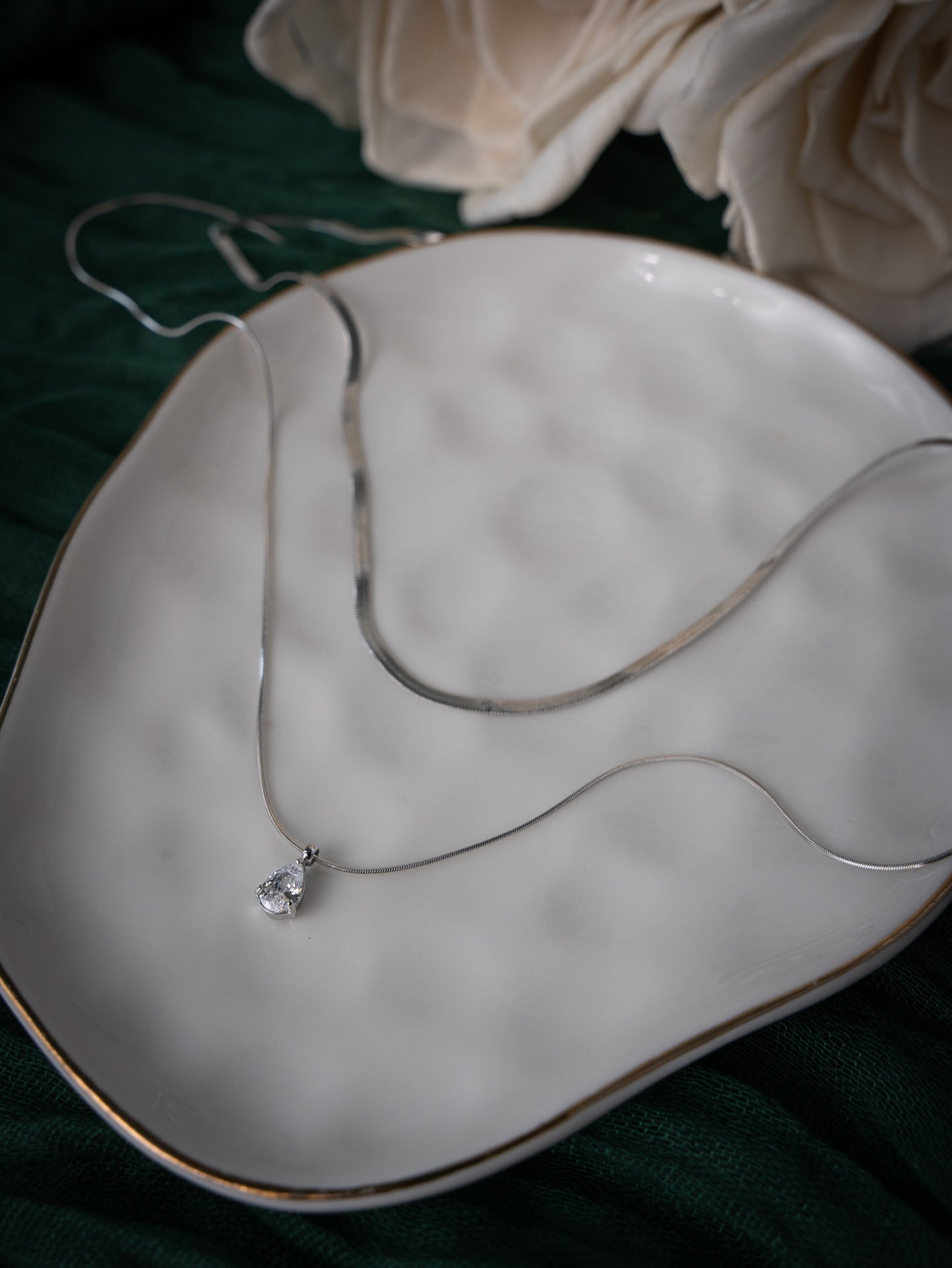 Solenne Necklace S