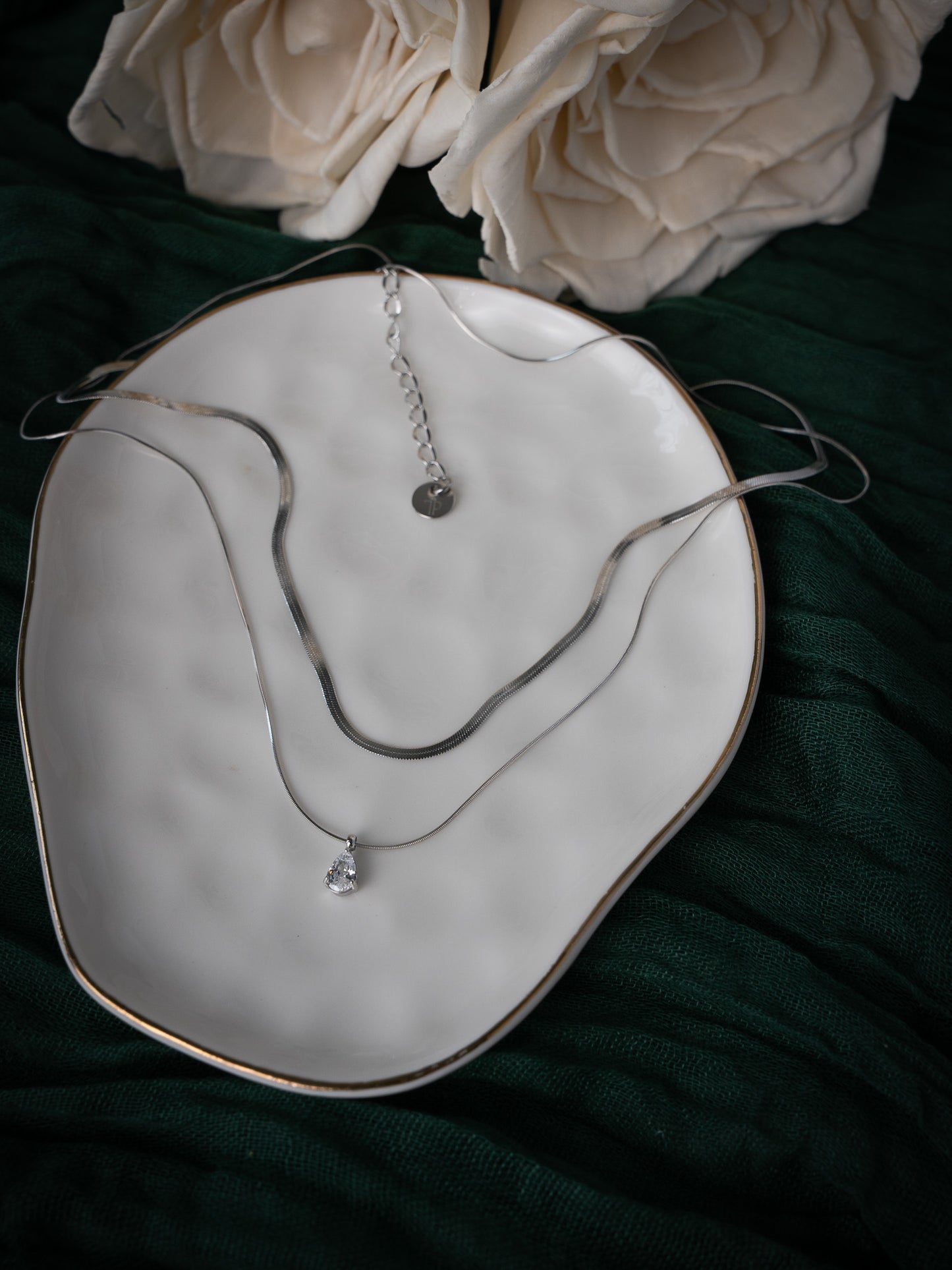 Solenne Necklace S