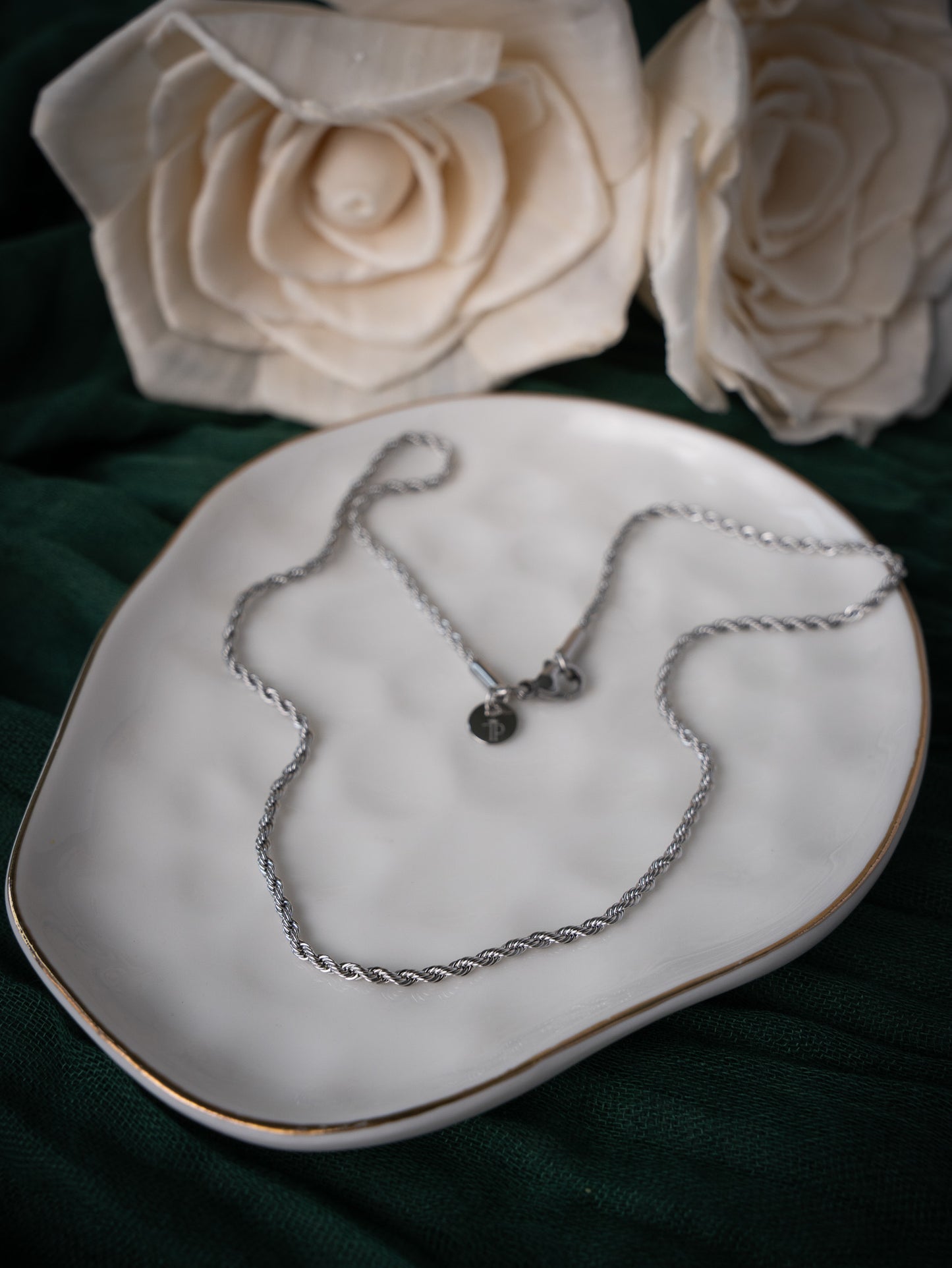 Valor Necklace S