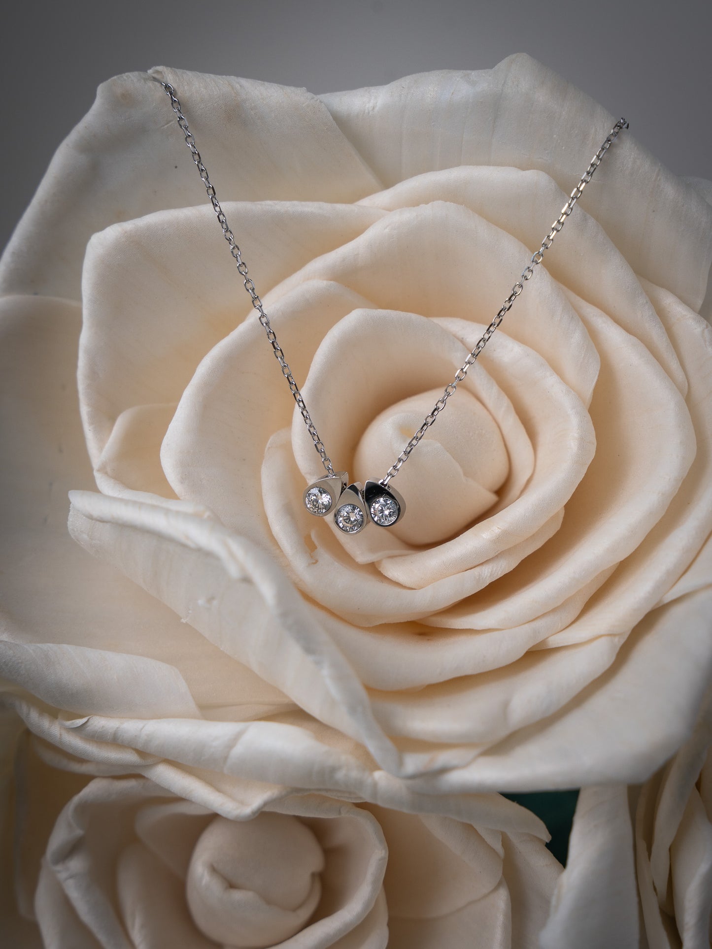Lunisse Necklace