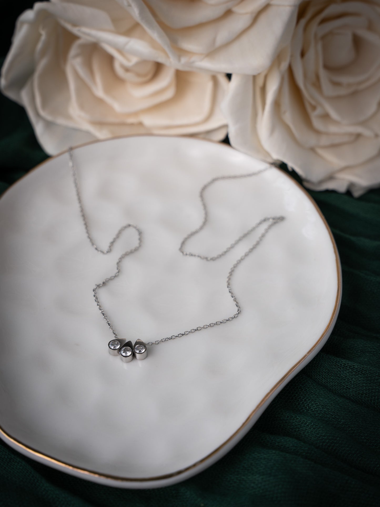 Lunisse Necklace