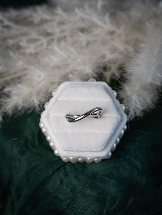 Velisse Ring