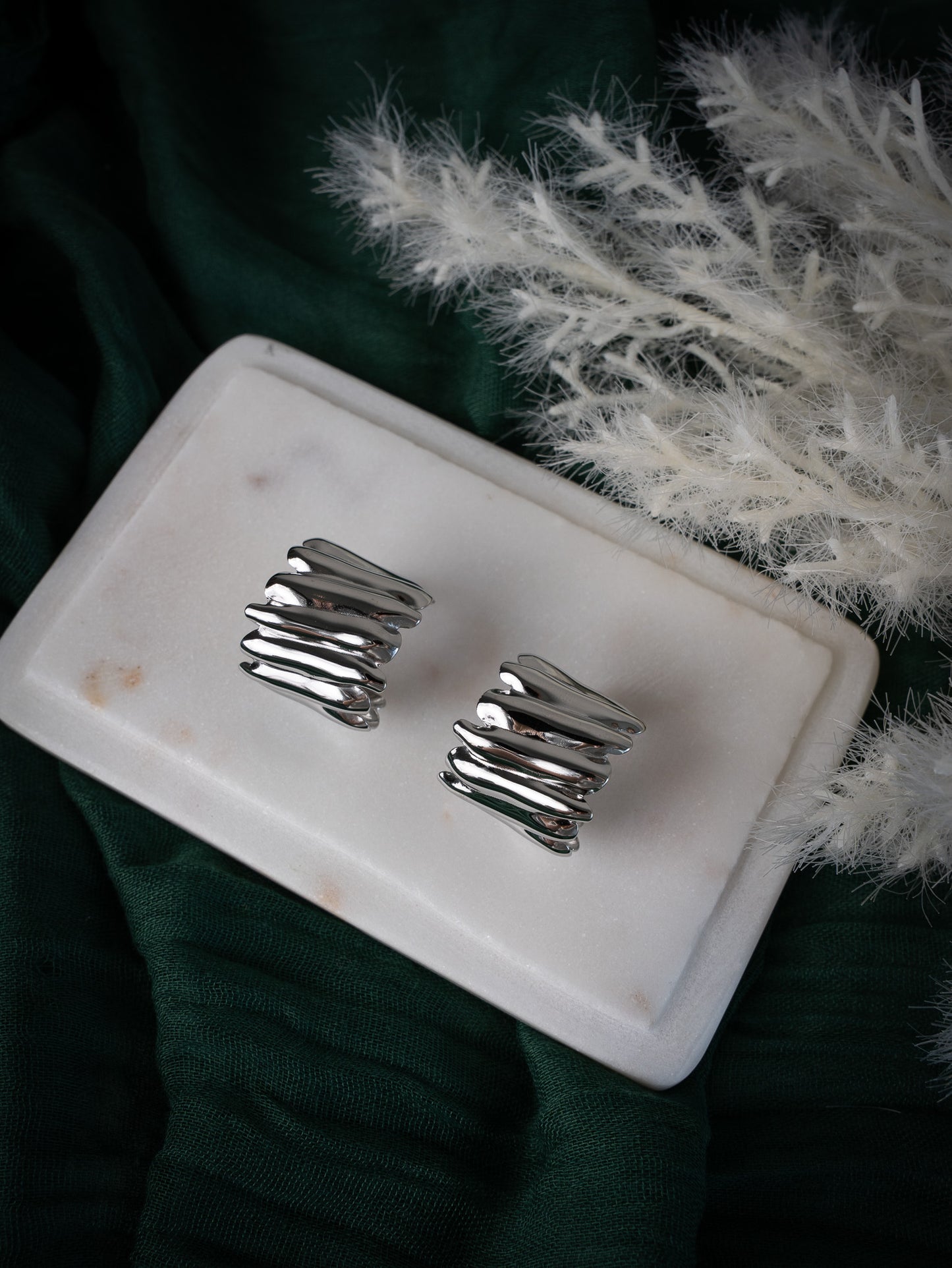 Artemis Earrings S