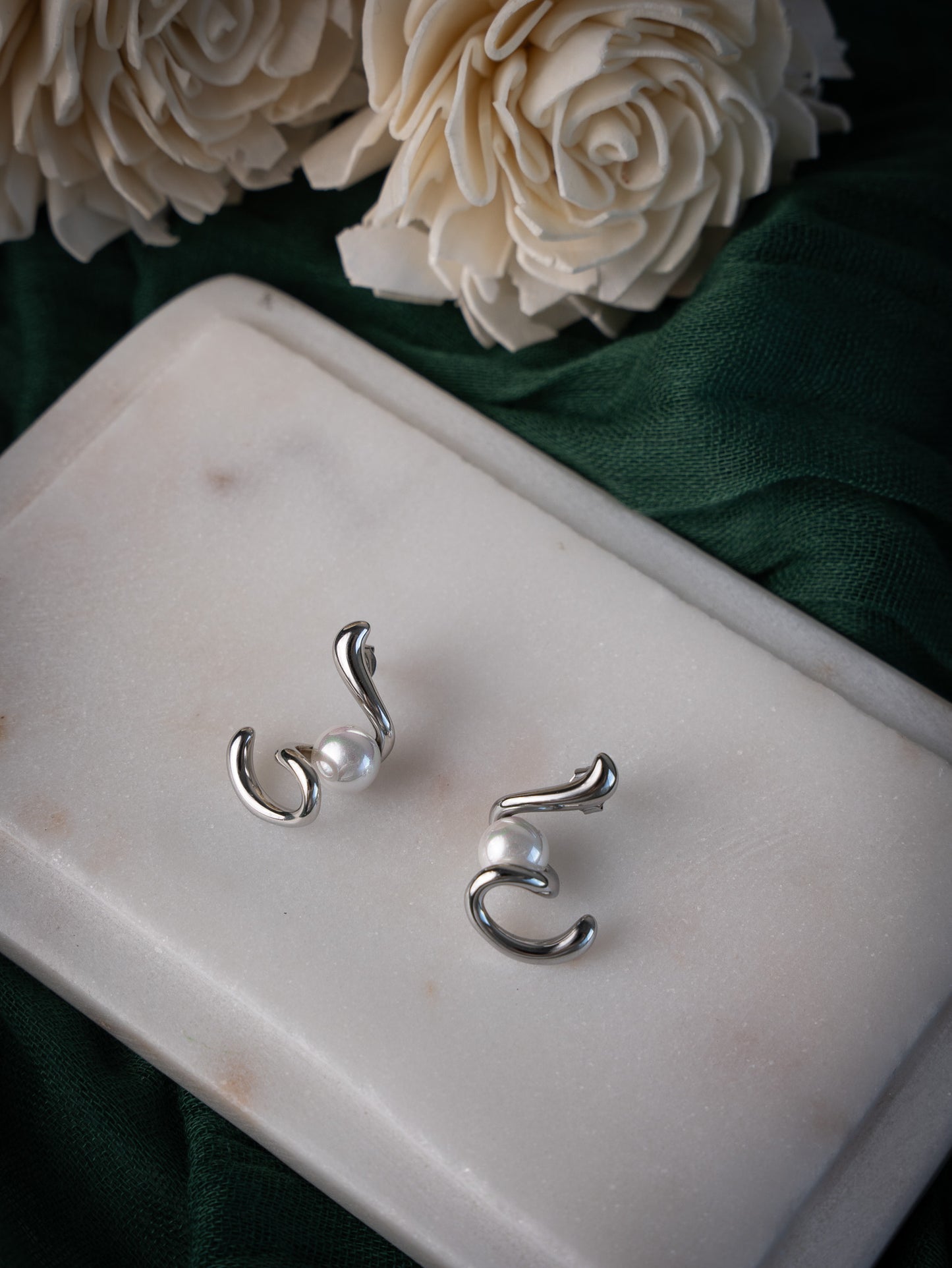 Olyssia Earrings S