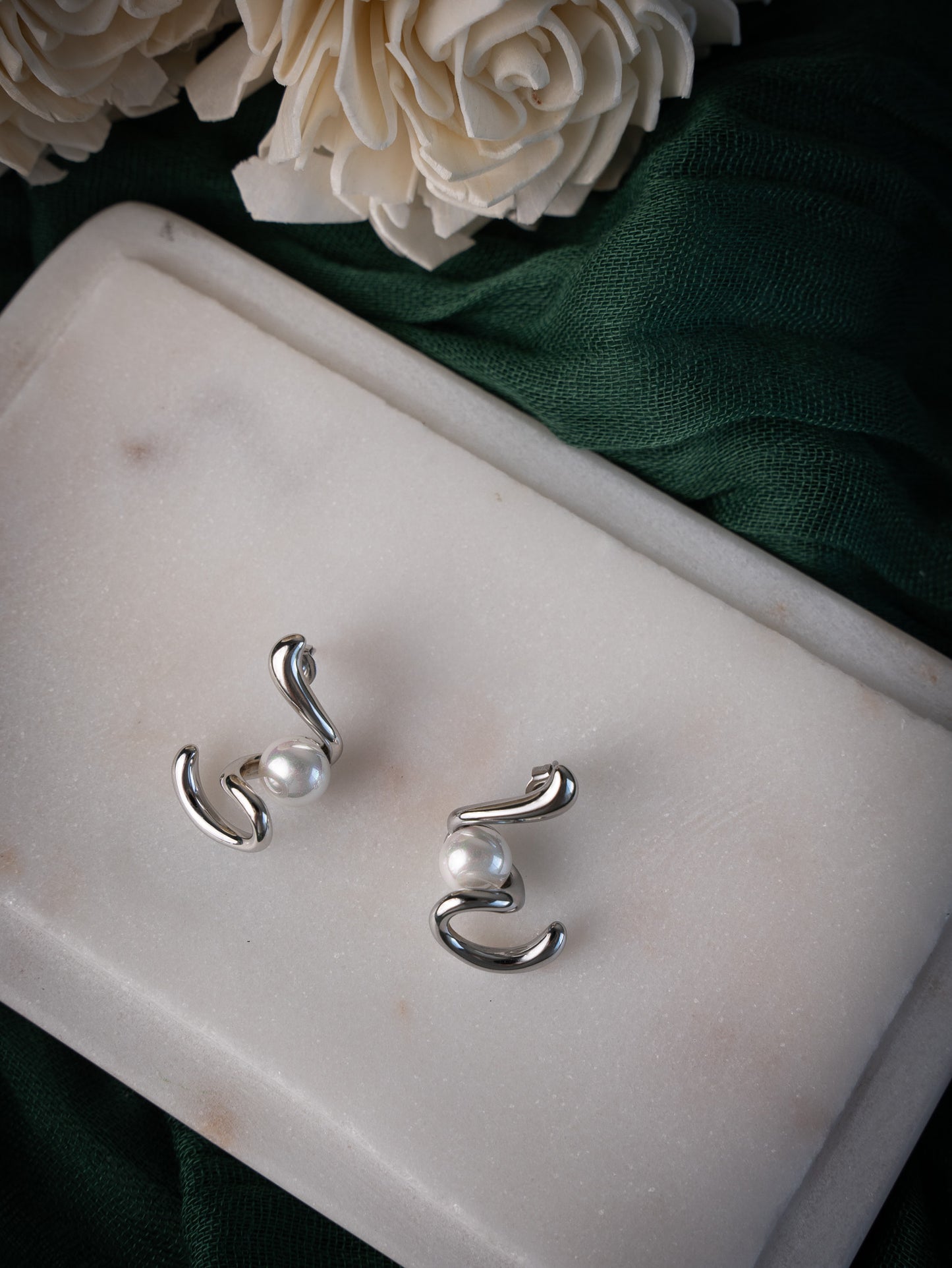 Olyssia Earrings S