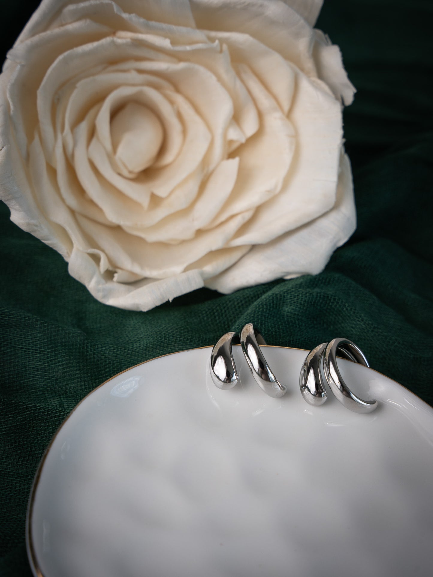 Velara Earrings S