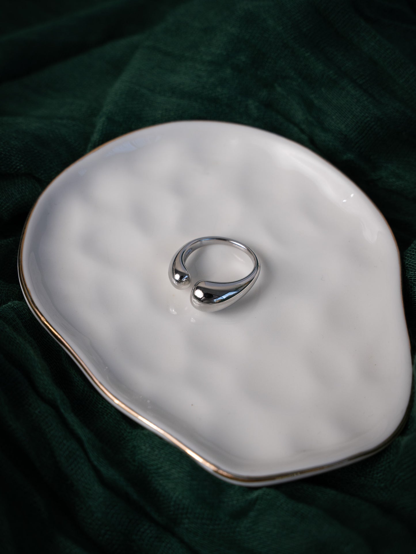 Auren Ring