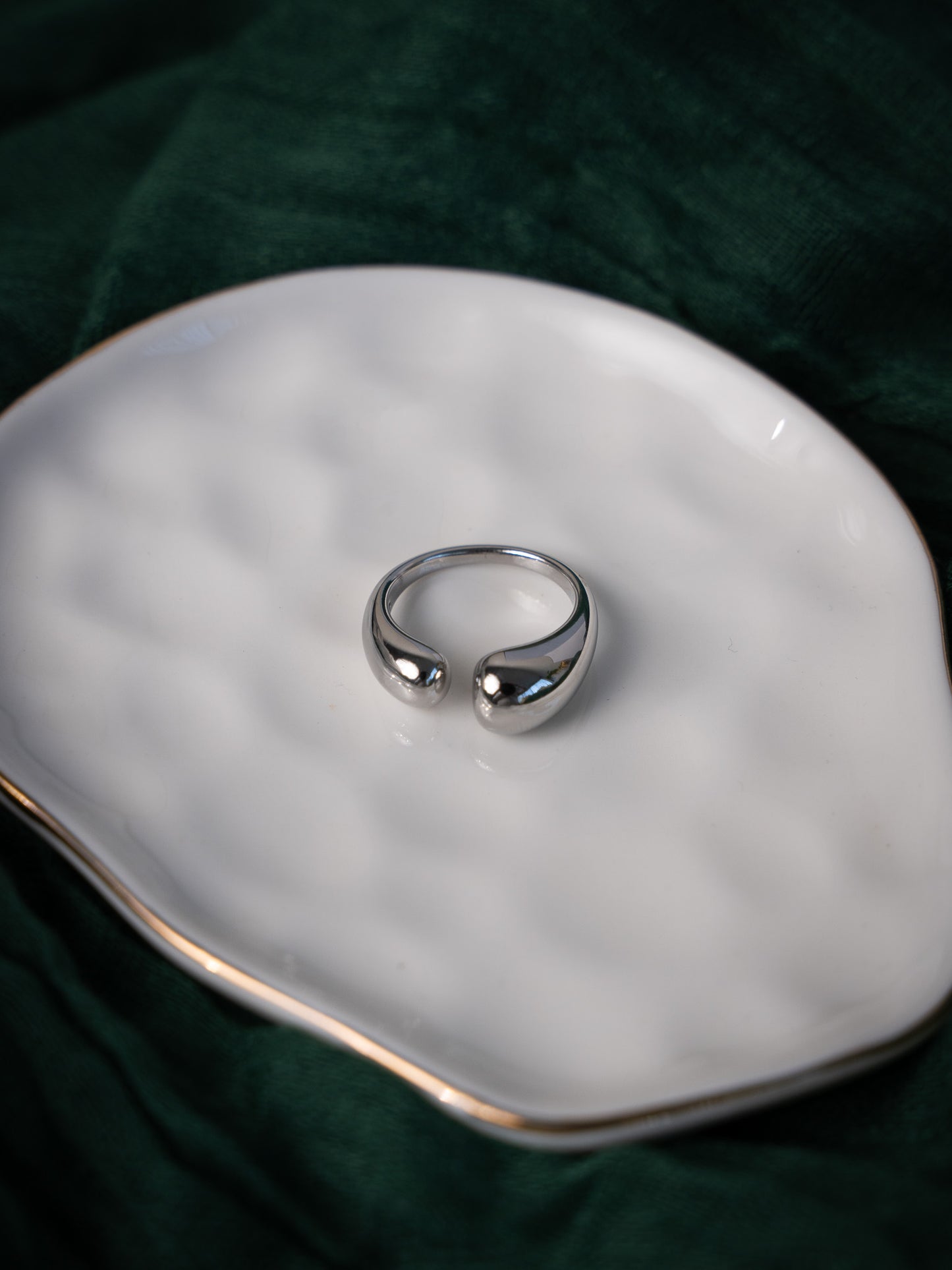 Auren Ring