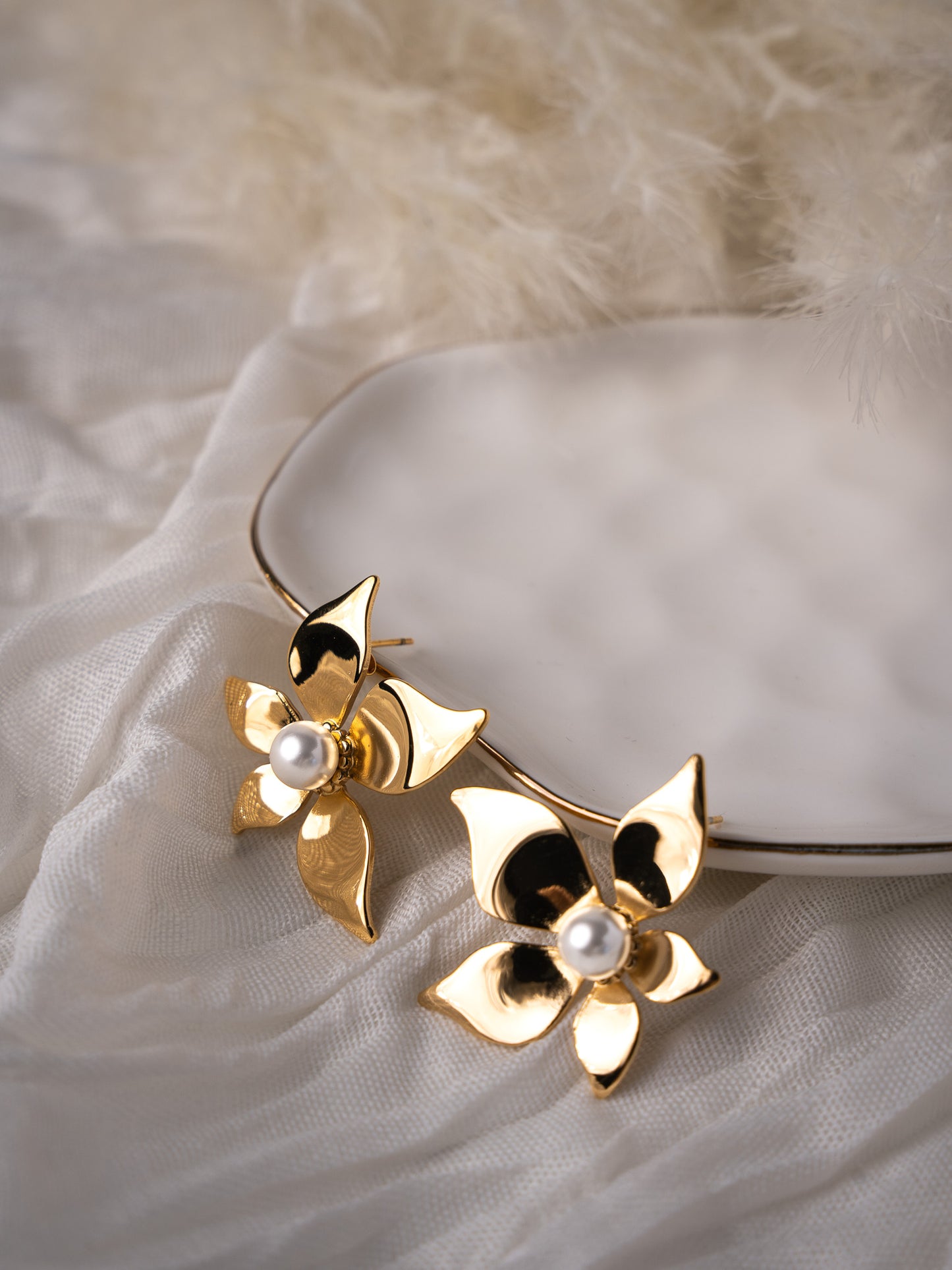 Fioré Earrings